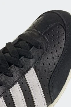 W JAPAN(Adidas Womens Japan_cblack Ftwwht Goldmt) -Sporty Fashion 01 adidas 0017 IH5490 9 FOOTWEAR Photography DetailView2 transparent