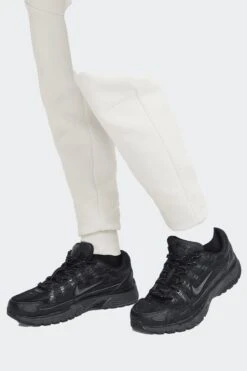 NSW TECH FLEECE JOGGERS(Nike Mens Tech Fleece Joggers_lt Orewood Brn Black) -Sporty Fashion 01 apparelnike 0004 AURORA HV0959 104 PHSYM005 2000