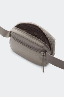 AURA CROSSBODY(Nike Equipment Aura Hm6120_college Grey College Grey Matte Silver) -Sporty Fashion 01 nikeb1 0030 AURORA HM6120 009 PHSYD003 2000