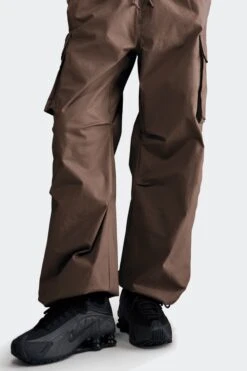 W NSW OVERSIZED CARGO PANTS(Nike Womens Nsw Ib1058_mink Brown Sail)