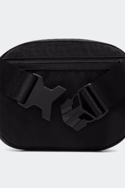 AURA CROSSBODY(Nike Equipment Aura Crossbody Hm6120_black Black Matte Silver) -Sporty Fashion APP 0033 AURORA HM6120 010 PHSYD006 2000