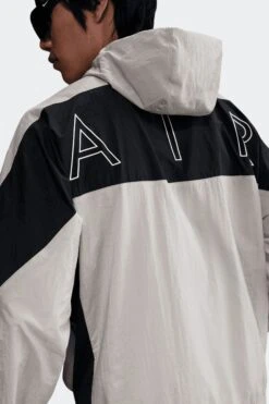 AIR WOVEN JACKET(Nike Mens Air Hj0634_college Grey Black Black) -Sporty Fashion APP 0035 AURORA HJ0634 008 PHSYM002 2000