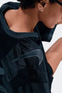 W NSW STREET JERSEY(Nike Womens Nsw Street Hj0280_black Anthracite) -Sporty Fashion APP 0041 AURORA HJ0280 010 PHSYM004 2000