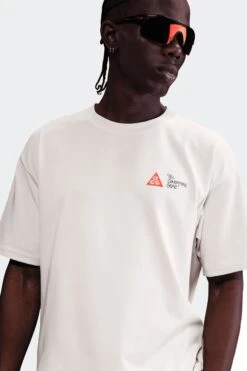 ACG TEE(Nike Mens Acg Hj0800_phantom)