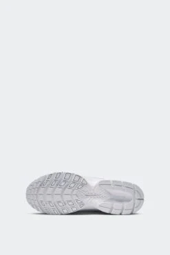 V5 RNR(Nike Mens V5 Rnr Hj5228_white White Black Metallic Silver) -Sporty Fashion REF 2 Recovered.jpeg 0031 AURORA HJ5228 101 PHSUH000 2000