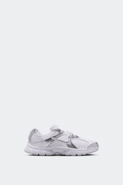 V5 RNR GS(Nike Big Kids V5 Rnr Hq6411_white Metallic Silver Pure Platinum)