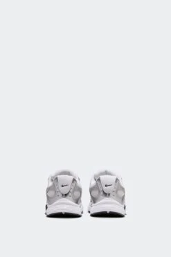 V5 RNR GS(Nike Big Kids V5 Rnr Hq6411_white Black Vast Grey College Grey) -Sporty Fashion REF 2 Recovered.jpeg 0059 AURORA HQ6411 100 PHCBH000 2000