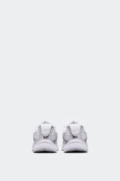 V5 RNR GS(Nike Big Kids V5 Rnr Hq6411_white Metallic Silver Pure Platinum) -Sporty Fashion REF 2 Recovered.jpeg 0072 AURORA HQ6411 103 PHCBH000 2000