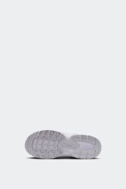 V5 RNR GS(Nike Big Kids V5 Rnr Hq6411_white Metallic Silver Pure Platinum) -Sporty Fashion REF 2 Recovered.jpeg 0077 AURORA HQ6411 103 PHSUH000 2000
