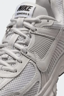 VOMERO 5 GS(Nike Big Kids Vomero 5 Hf6998_white Vast Grey Black) -Sporty Fashion REF 2 Recovered 0001 AURORA HF6998 107 PHSYD001 2000