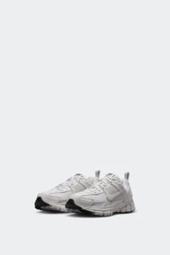 VOMERO 5 GS(Nike Big Kids Vomero 5 Hf6998_white Vast Grey Black) -Sporty Fashion REF 2 Recovered 0073 AURORA HF6998 107 PHCFH001 2000
