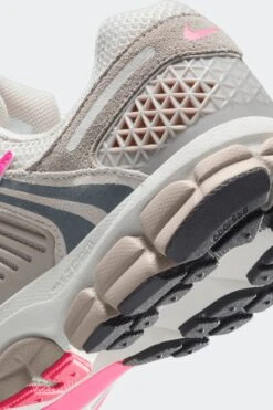 W ZOOM VOMERO 5(Nike Womens Zoom Vomero 5 Ih0278_college Grey Sail Light Bone Medium Ash) -Sporty Fashion REF 2 0001 AURORA IH0278 033 PHSYD002 2000