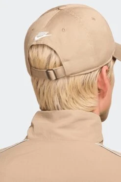 JDI CAP(Nike Equipment Club Fb5370_khaki White) -Sporty Fashion REF 2 0003 AURORA FB5370 247 PHSBM001 2000 1