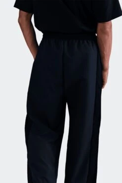 KOBE PLEATED PANTS(Nike Mens Kobe Ib0009_black White) -Sporty Fashion REF 2 0005 AURORA IB0009 010 PHSYM002 2000