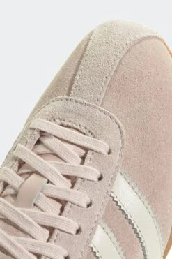 W TOKYO(Adidas Womens Tokyo_wonder Quartz Off White Gum 3) -Sporty Fashion REF 2 0009 JQ0608 8 FOOTWEAR Photography DetailView1 white