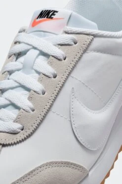 W PACIFIC(Nike Womens Pacific Hm4771_white White Platinum Tint Total Orange) -Sporty Fashion REF 2 0015 AURORA HM4771 102 PHSYD001 2000