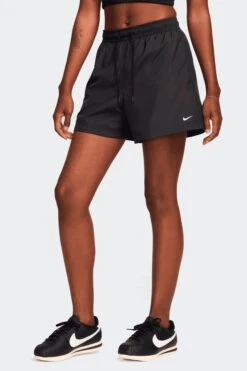 W NSW CLASSIC WOVEN SHORTS(Nike Womens Nsw Classic Wovens Fv7557_black White) -Sporty Fashion REF 2 0016 AURORA FV7557 010 PHSFM001 2000