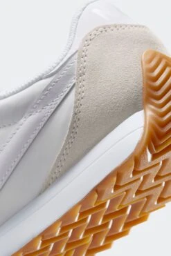 W PACIFIC(Nike Womens Pacific Hm4771_white White Platinum Tint Total Orange) -Sporty Fashion REF 2 0016 AURORA HM4771 102 PHSYD002 2000