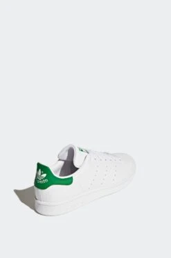 STAN SMITH(Adidas Mens Stan Smith 2_cloud White Core White Green) -Sporty Fashion REF 2 0019 M20324 7 FOOTWEAR Photography BackLateralTopView white