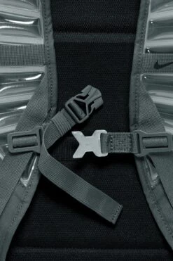 VARSITY ELITE BACKPACK(Nike Equipment Varsity Elite Backpack Hm9965_iron Grey Black Black) -Sporty Fashion REF 2 0025 AURORA HM9965 068 PHSYD007 2000