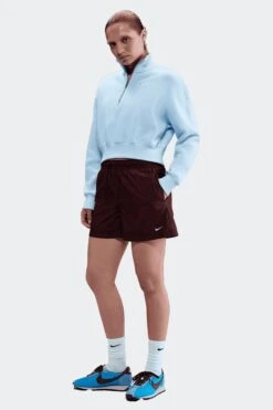 W NSW CLASSIC WOVEN SHORTS(Nike Womens Nsw Classic Wovens Fv7557_burgundy Crush Sail) -Sporty Fashion REF 2 0030 AURORA FV7557 652 PHSFMG01 2000 1