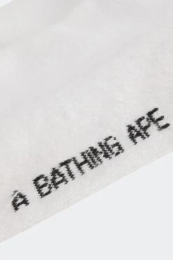 BAPE SOCKS(Adidas Equipment Bape Socks_white Black) -Sporty Fashion REF 2 0036 JN7124 2 HARDWARE Photography DetailView1 transparent