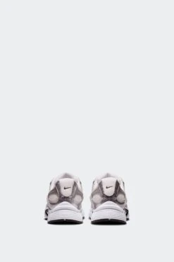 V5 RNR(Nike Mens V5 Rnr Hj5228_white Black Vast Grey College Grey) -Sporty Fashion REF 2 0099 AURORA HJ5228 104 PHCBH000 2000