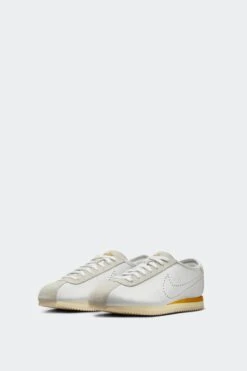 W CORTEZ LEATHER(Nike Womens Cortez Leather Hq1841_white Bronze Light Bone Coconut Milk) -Sporty Fashion REF 2 0107 AURORA HQ1841 100 PHCFH001 2000