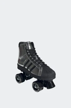 W SUPERSTAR 82 SKATE(Adidas Womens Superstar 82 Skate_silvmt Cblack Ftwwht) -Sporty Fashion REF 2 0183 JH5522 6 FOOTWEAR Photography FrontLateralTopView transparent