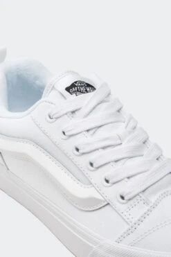 KNU SKOOL(Vans Unisex Knu Skool_true White) -Sporty Fashion Untitled 1 Recovered 0000 Layer10 a618d7cc 11ae 4ff4 9df5 6bdd49ca1553