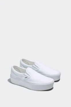 CLASSIC SLIP ON STACKFORM(Vans Unisex Classic Slip On Stackform_white) -Sporty Fashion Untitled 1 Recovered 0000 Layer8 4767601d 5d6b 41fa a55b 192e1181532d