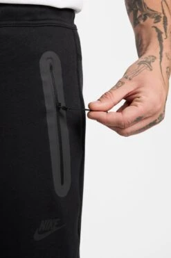 TECH FLEECE PANTS(Nike Mens Tech Hj6533_black Black) -Sporty Fashion Untitled 1 Recovered 0001 Layer4 9fda48bd ce6f 4420 b193 3509c1053e04