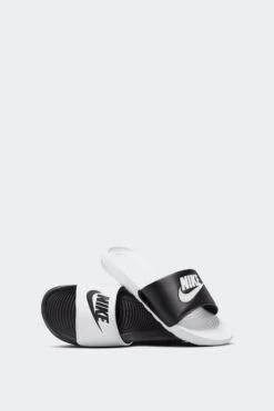 VICTORI ONE(Nike Mens Victori One_white Black Black) 14 VICTORI ONE(Nike Mens Victori One_white Black Black) -Sporty Fashion Untitled 1 Recovered 0001 Layer6 03d15628 7f23 4736 8240 80c0cda99ced
