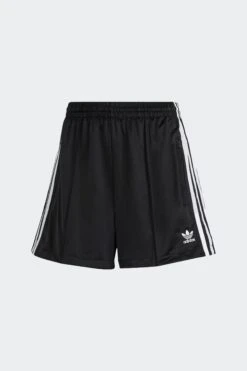 W ADICOLOR FIREBIRD SHORTS(Adidas Womens Firebird Short_black) -Sporty Fashion Untitled 1 Recovered 0002 Layer10 b645a796 0e86 4319 a09b bc72ac619897