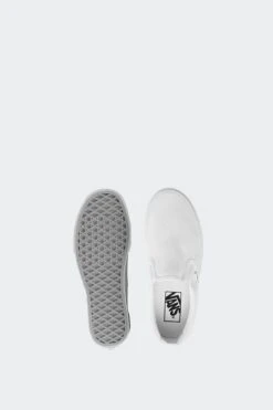 CLASSIC SLIP ON(Vans Unisex Classic Slip On_true White) 9 CLASSIC SLIP ON(Vans Unisex Classic Slip On_true White) -Sporty Fashion Untitled 1 Recovered 0002 Layer8