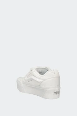 KNU STACK(Vans Unisex Knu Stack_true White) -Sporty Fashion Untitled 1 Recovered 0003 Layer11 fca6edae d554 4b15 b263 3da00c1ef64a