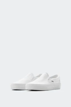 CLASSIC SLIP ON(Vans Unisex Classic Slip On_true White) 8 CLASSIC SLIP ON(Vans Unisex Classic Slip On_true White) -Sporty Fashion Untitled 1 Recovered 0003 Layer7