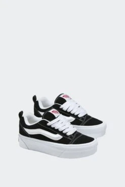 KNU STACK(Vans Unisex Knu Stack_black True White) -Sporty Fashion Untitled 1 Recovered 0003 Layer8 e065e02d 95b7 428e ac7a 1ae084c79dcd