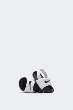 KAWA TD(Nike Toddlers Kawa_white Black Black White) -Sporty Fashion Untitled 1 Recovered 0005 Layer1 fa448b82 5606 4a58 aec3 0e751e223182