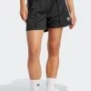 W ADICOLOR FIREBIRD SHORTS(Adidas Womens Firebird Short_black) -Sporty Fashion Untitled 1 Recovered 0005 Layer7 b46f1658 c4ea 46c2 a745 cc0391995cfd