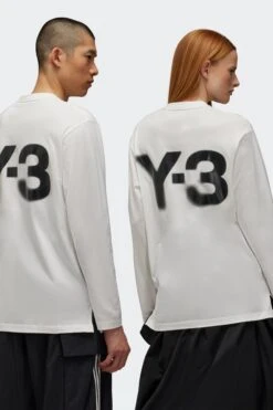 Y-3 LOGO TEE(Adidas Mens Y3 Logo Longsleeve Tee_white) -Sporty Fashion Untitled 1 Recovered 0010 JE9279 12 APPAREL OnModel StandardUnisexBackView transparent