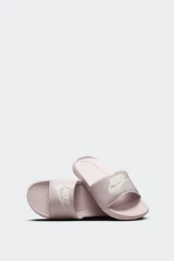 W VICTORI ONE(Nike Womens Victori One_platinum Violet Sail Platinum Violet) -Sporty Fashion Untitled 1 Recovered 0011 Layer4