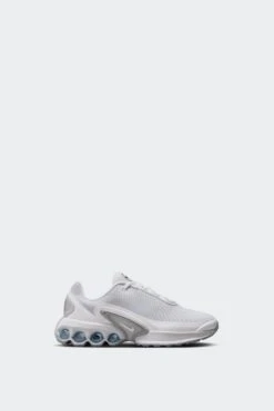 AIR MAX DN GS(Nike Big Kids Nike Air Max Dn Fb8987_white White White Metallic Silver)