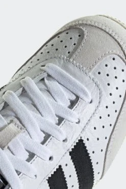 W JAPAN(Adidas Womens Japan_footwear White Core Black Gold Metallic) -Sporty Fashion Untitled 1 Recovered 0035 IH5489 8 FOOTWEAR Photography DetailView1 transparent