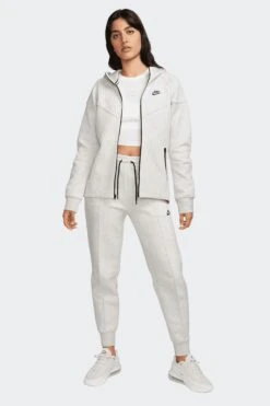 W NSW TECH FLEECE FULL-ZIP HOODIE(Nike Womens Nsw Tech Fleece Full Zip Hoodie_light Grey Htr Black) 13 W NSW TECH FLEECE FULL-ZIP HOODIE(Nike Womens Nsw Tech Fleece Full Zip Hoodie_light Grey Htr Black) -Sporty Fashion Untitled 1 0000 AURORA FB8338 013 PHSYM006 2000