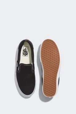 CLASSIC SLIP ON(Vans Unisex Classic Slip On_black) -Sporty Fashion Untitled 1 0001 Layer7 dd3e2470 4c7d 4b4b 9859 b765c1fb5ce4