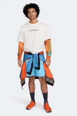 ACG TEE(Nike Mens Acg Tee Fv3492_summit White) -Sporty Fashion Untitled 1 0002 AURORA FV3492 121 PHSYM003 2000