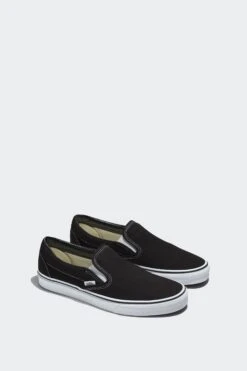 CLASSIC SLIP ON(Vans Unisex Classic Slip On_black) -Sporty Fashion Untitled 1 0002 Layer6 fcb3b584 61e5 4217 865f cf1a3fe89194