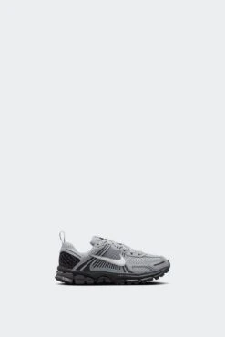VOMERO 5 GS(Nike Big Kids Vomero 5 Hv6421_wolf Grey Summit White Black Anthracite)