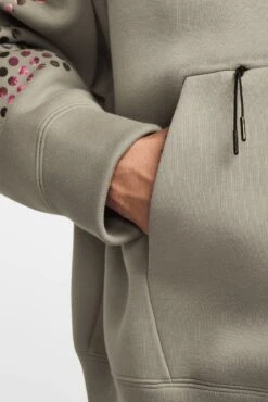 TECH FLEECE HOODIE(Nike Mens Tech Hoodie_light Army Black) -Sporty Fashion Untitled 1 0053 AURORA HJ0683 320 PHSYM003 2000